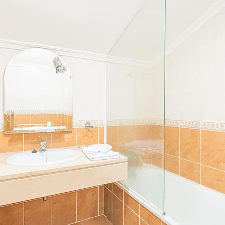 Mit Meerblick By Interhome Levadas